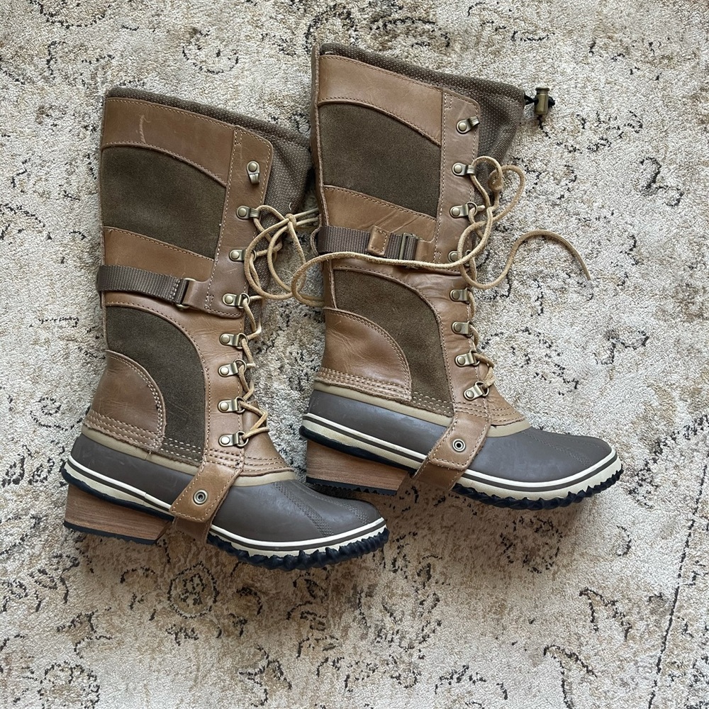 Sorrel conquest Carly lace up boots tall